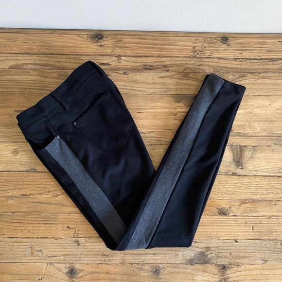 DKNY Jeans Women's Black with Gray Stripe Down Tapered Leg Stretch Pants Sz 2 - Picture 10 of 13